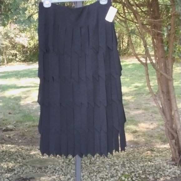 Neiman Marcus Dresses & Skirts - NWT Tadashi Neiman Marcus FRINGE  dress/skirt size M. OLD MONEY QUIET LUXURY